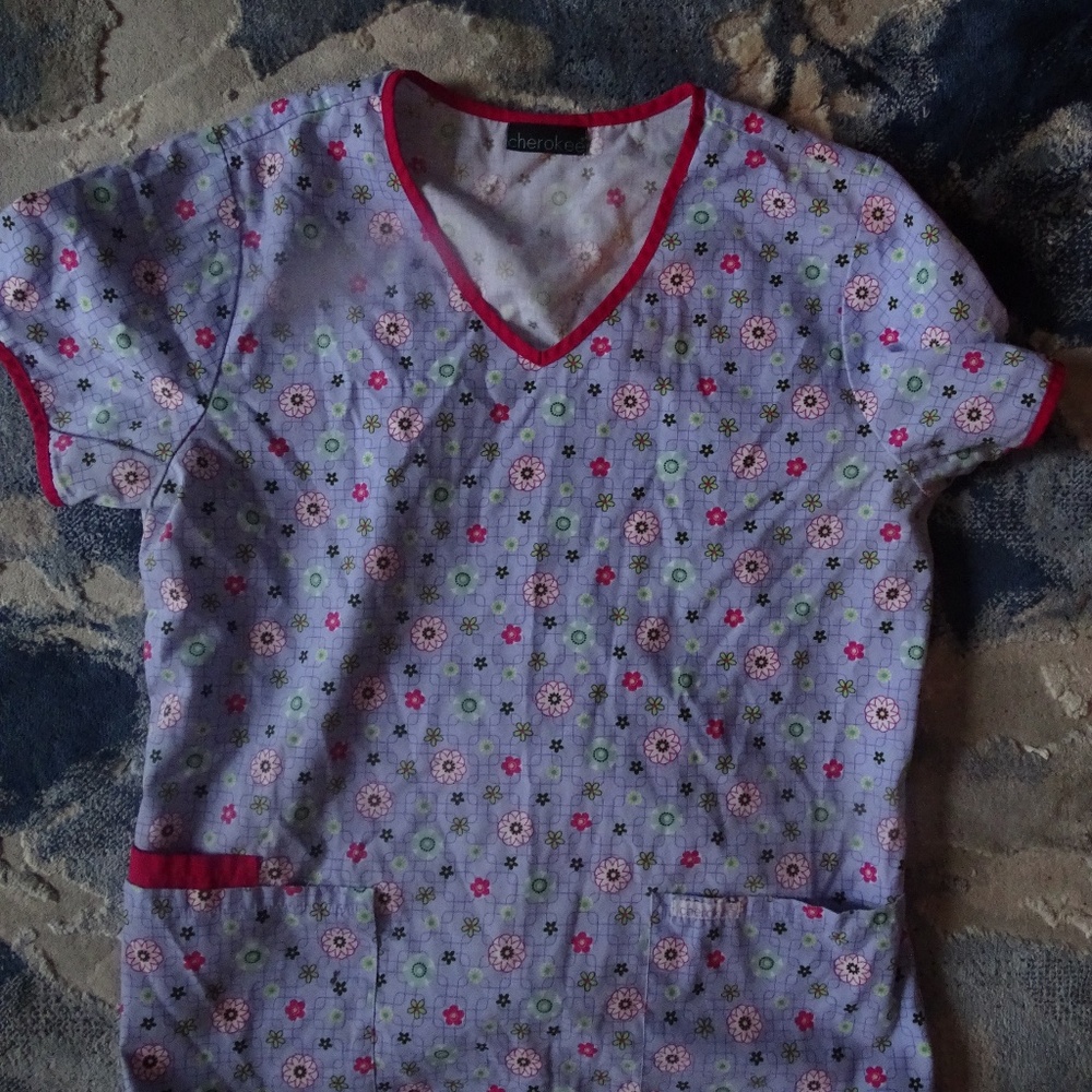 CHEROKEE SIZE LARGE SCRUB TOP